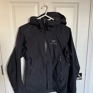Arc'teryx BETA LT gore-tex jacket